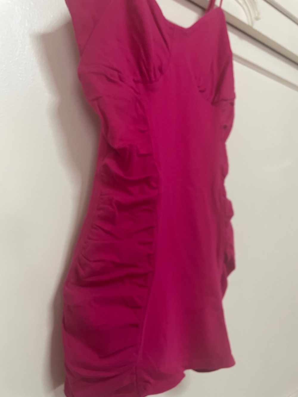 Fuchsia Ruched Spaghetti Strap Tank Top - Picture 4 of 5